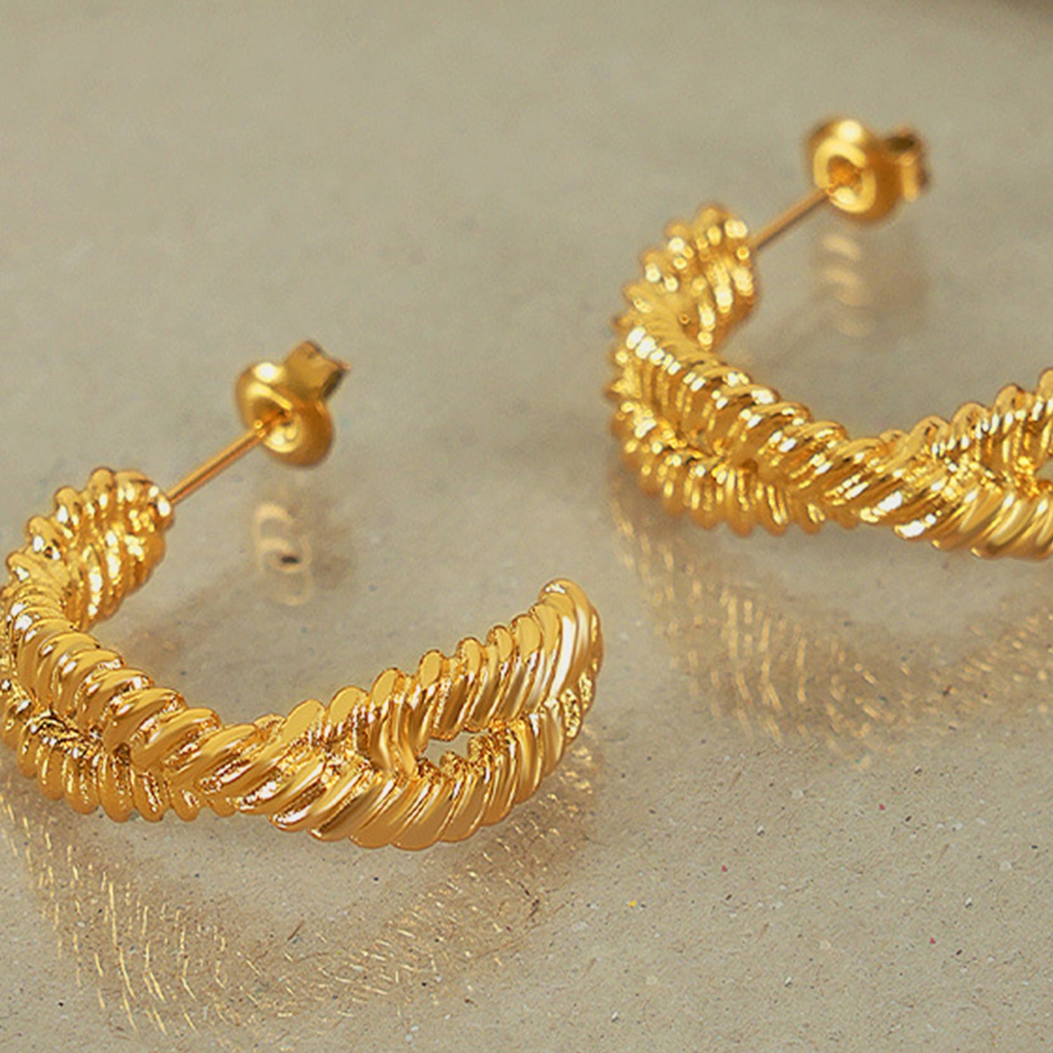 3e949aea-8e9e-400a-b8d1-d46bc12bfc6f-Max