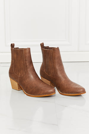 MMShoes Love the Journey Stacked Heel Chelsea Boot in Chestnut-Mope's Closet