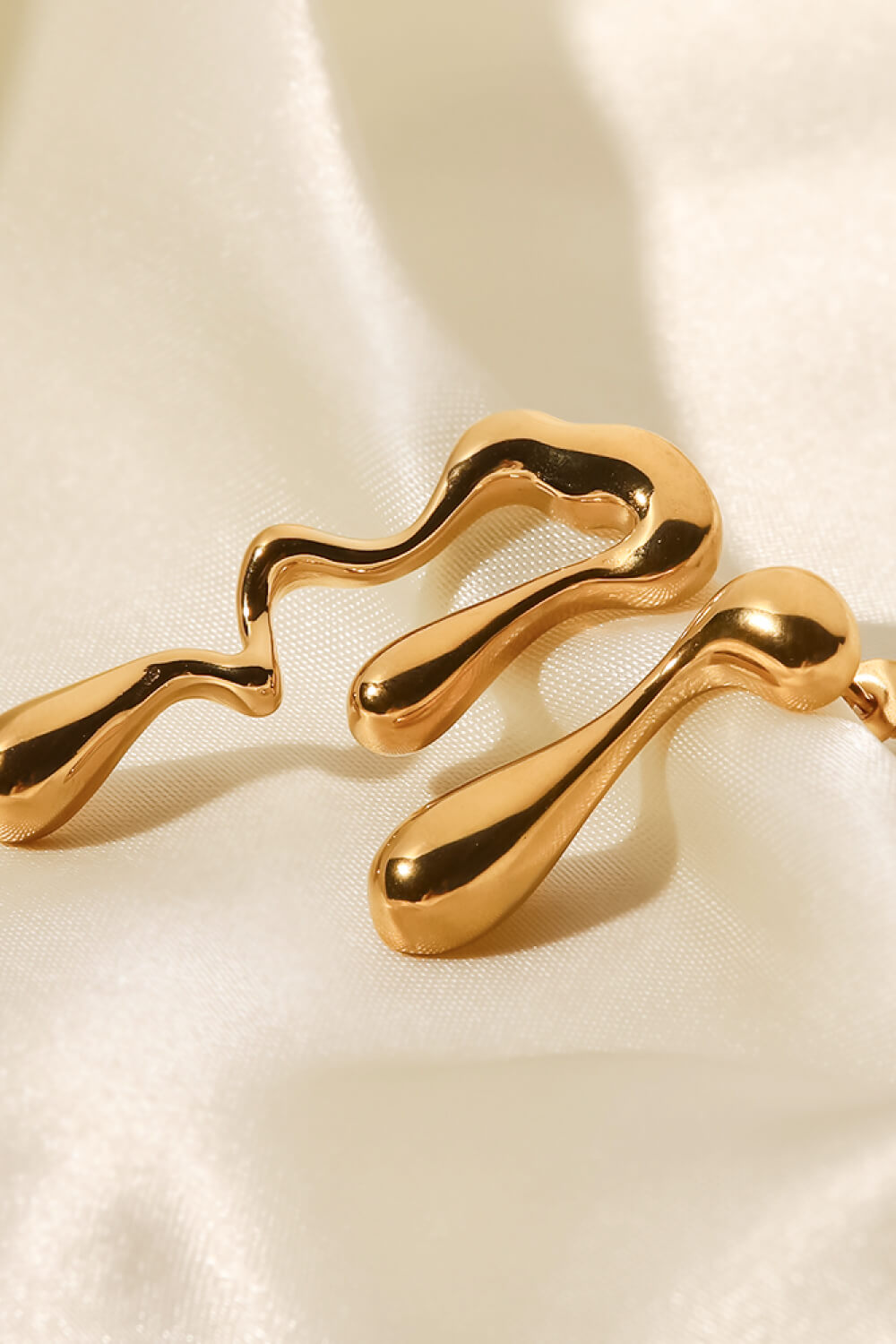 18K Gold Plated Geometric Mismatched Earrings-Mope's Closet