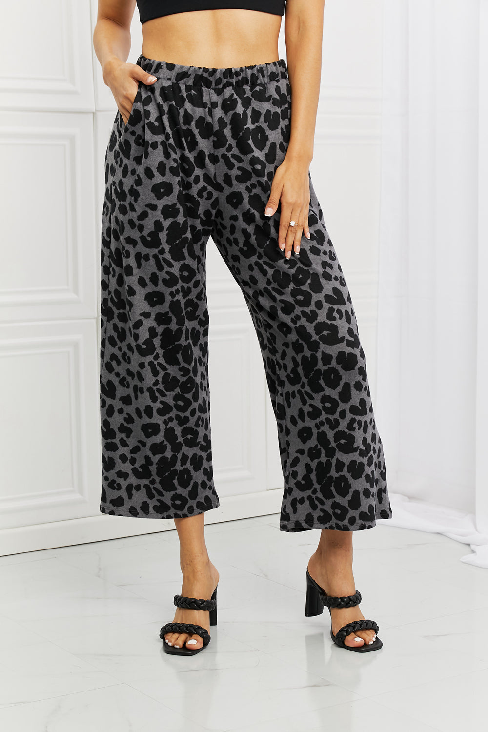 BOMBOM Stay Cozy Pattern Wide Leg Pants-Mope's Closet