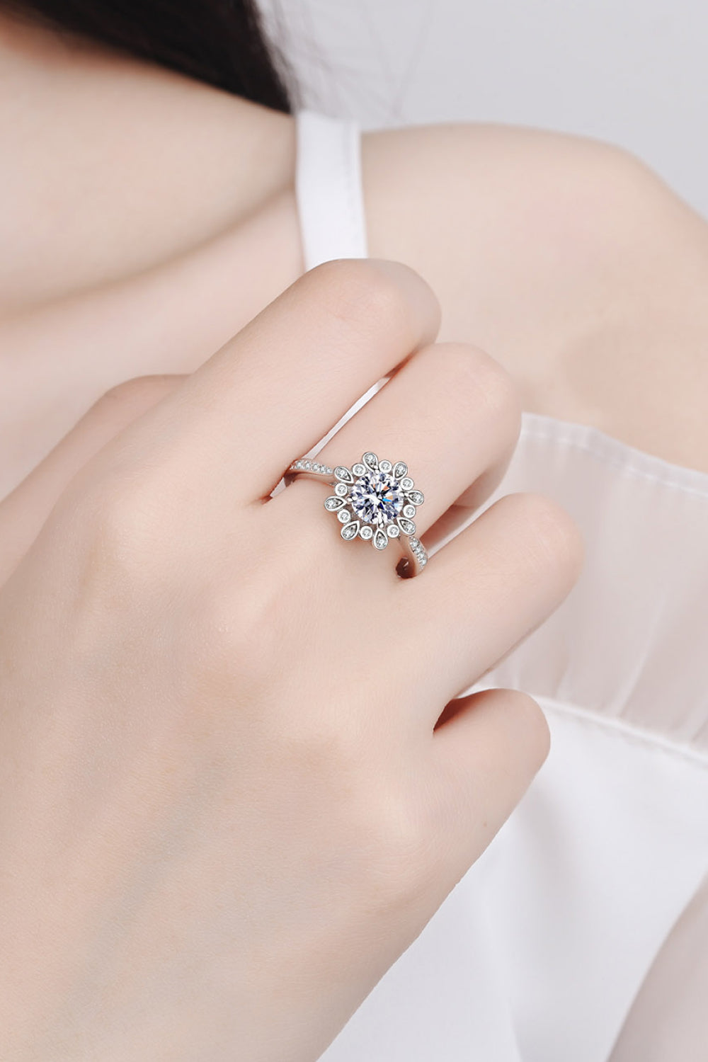 Can't Stop Your Shine 925 Sterling Silver Moissanite Ring-Mope's Closet