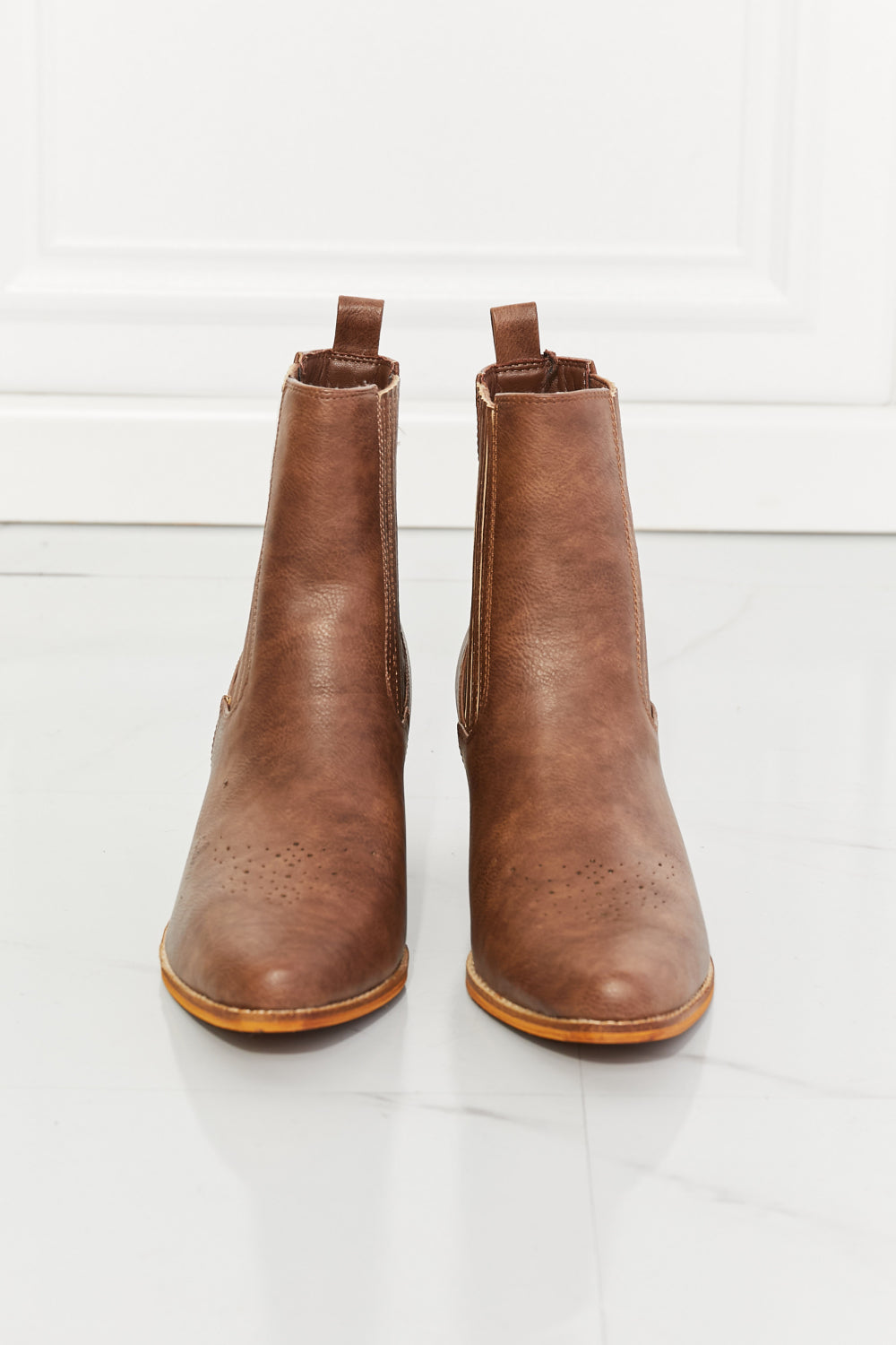 MMShoes Love the Journey Stacked Heel Chelsea Boot in Chestnut-Mope's Closet